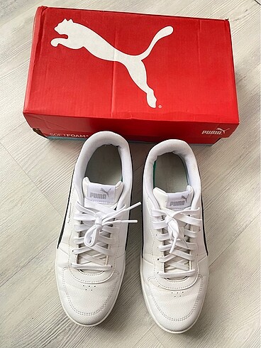 PUMA Skye Clean White-Black Spor Ayakkabı.