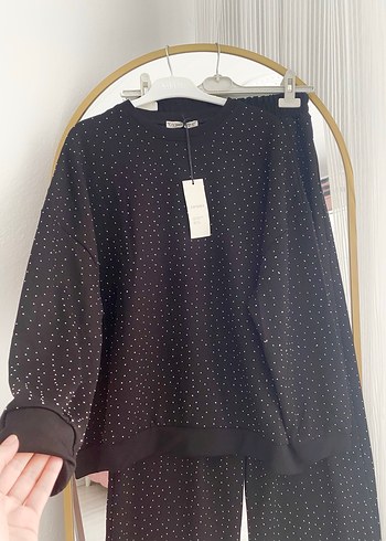 OYSHO Siyah Taşlı Takım - Görsel 3