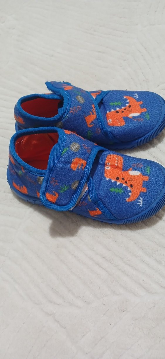 Erkek Çocuk Renkli Dinozor Desenli Sıcak Terlik - Görsel 2