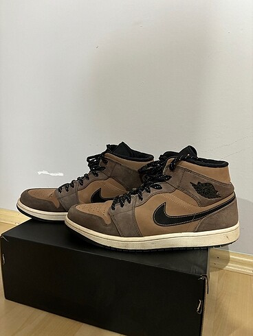 Air Jordan 1 Mid Earth Tone/Dark Chocolate