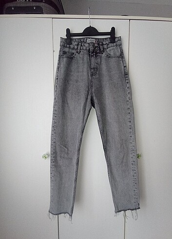 Gri Regular Fit Jean Yüksek Bel