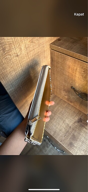 Beden Kadın Zımbalı Çapraz Askılı Çanta Stap Gold