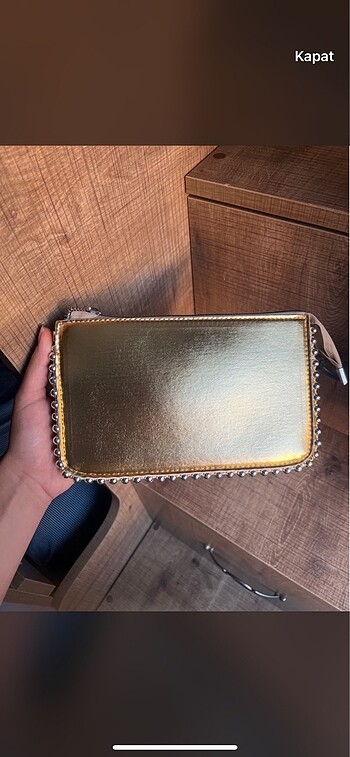 Diğer Kadın Zımbalı Çapraz Askılı Çanta Stap Gold