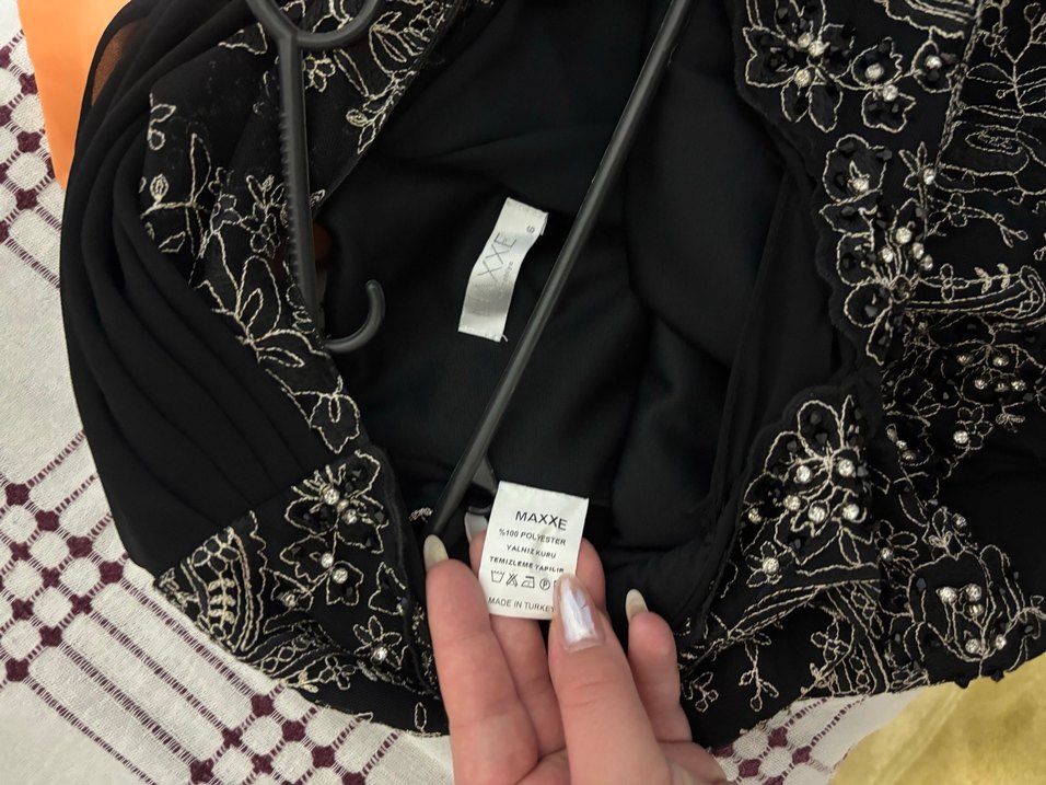 Nakışlı V Yaka Siyah Uzun Abiye Elbise - Görsel 5