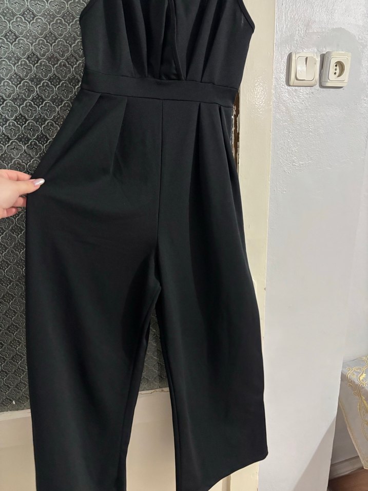 Siyah V Yaka İnce Askılı Tulum - Görsel 2