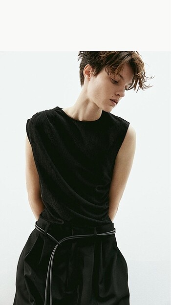 H&M H&M kolsuz üst