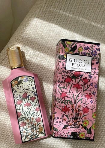 Gucci Flora Gorgeous Gardenia Parfüm 100 ml - Görsel 2