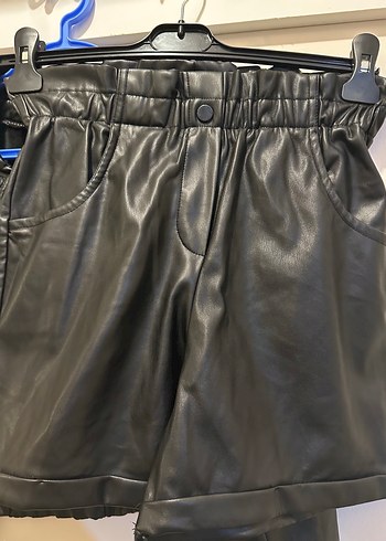 Siyah Deri Kadın Mini Şort - Görsel 5