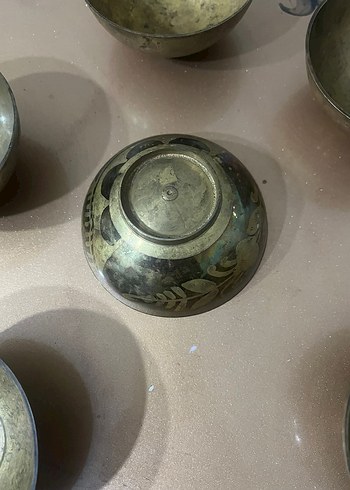 Koyu Altın Renkli Metal Kase Seti - Görsel 2