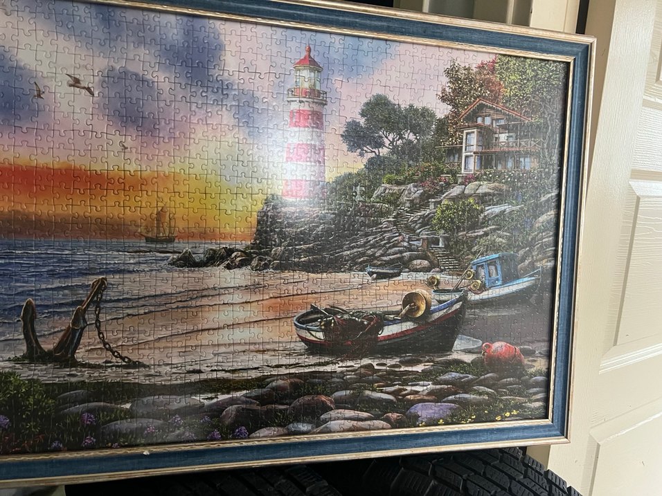 Çok Renkli Deniz Feneri Temalı Puzzle - Görsel 2