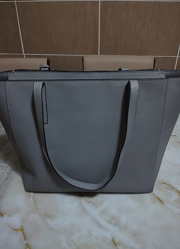Beden gri Renk Michael Kors Gri Kol Çantası