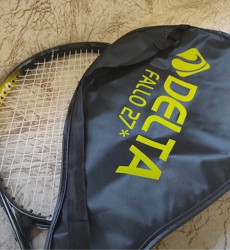 Delta Delta 27inç Tenis Raketi