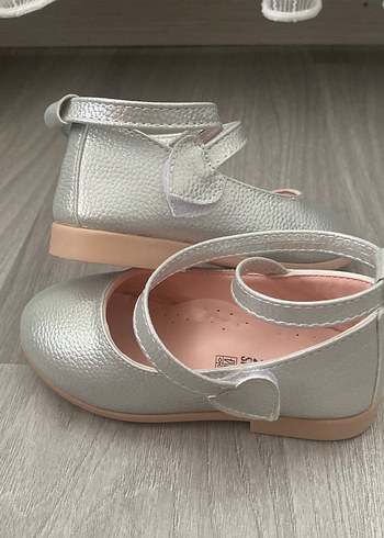 Kız Çocuk Gri Tokalı Babet - Görsel 2