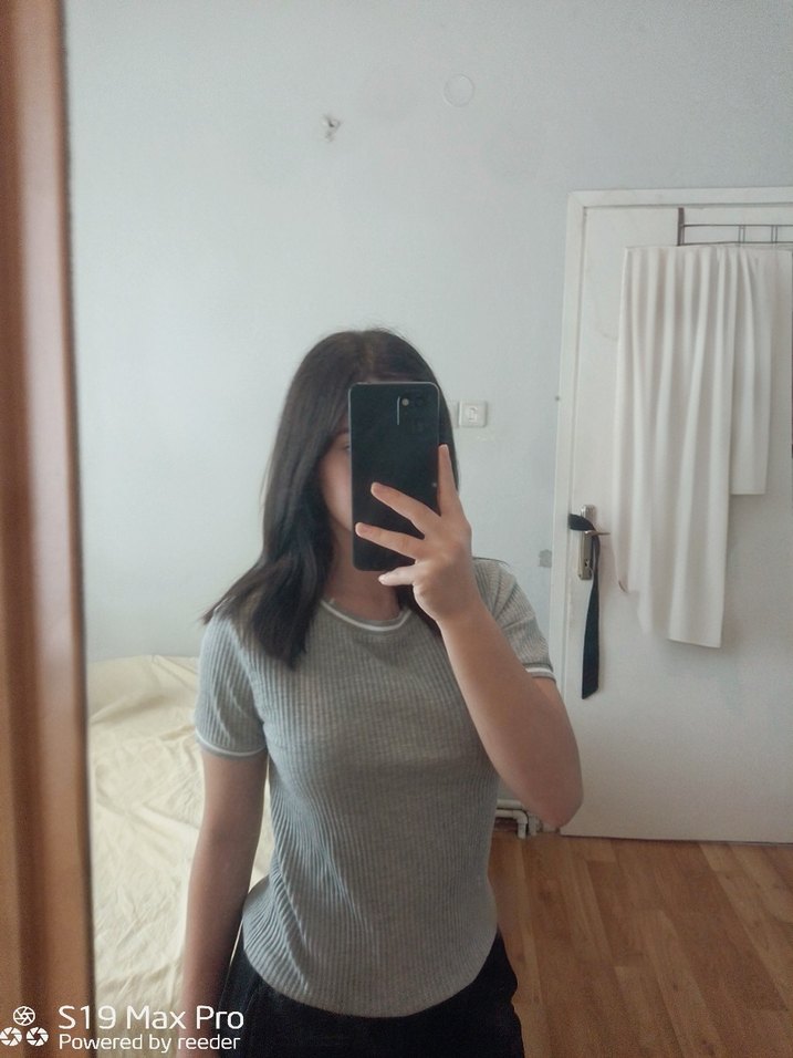 Gri Kısa Kollu Basic Kadın Tişört - Görsel 2