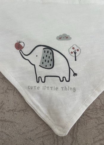 Gri Desenli Bebek Önlüğü - Görsel 2