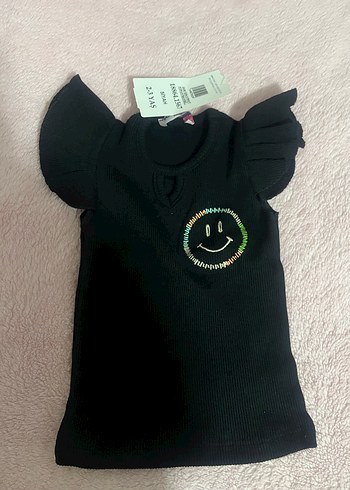 Kız Çocuk Siyah Nakışlı Kısa Kollu Tişört - Görsel 7