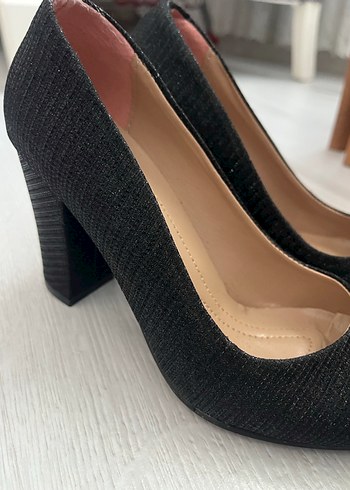 Siyah Yılan Desenli Stiletto Topuklu Kadın Ayakkabı - Görsel 4