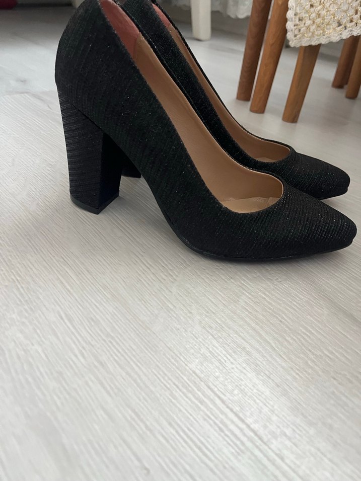 Siyah Yılan Desenli Stiletto Topuklu Kadın Ayakkabı - Görsel 2