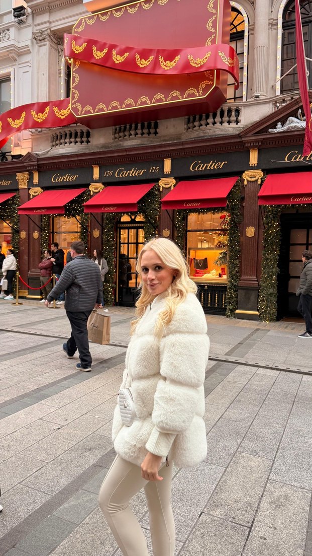 Beyaz Kürklü Midi Kadın Mont - Görsel 4