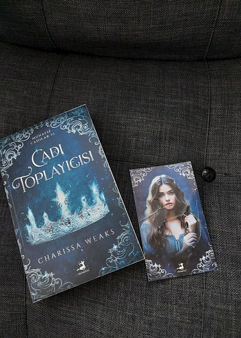  Beden Cadı Toplayıcısı - Charissa Weaks