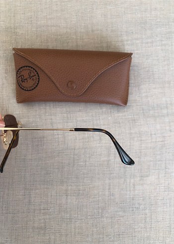  Beden pembe Renk Pembe Tokalı Ray-Ban Kadın Güneş Gözlüğü