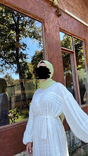 Beyaz tesettür elbise