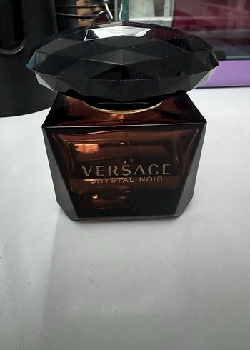 Versace Crystal Noir Kadın Parfümü