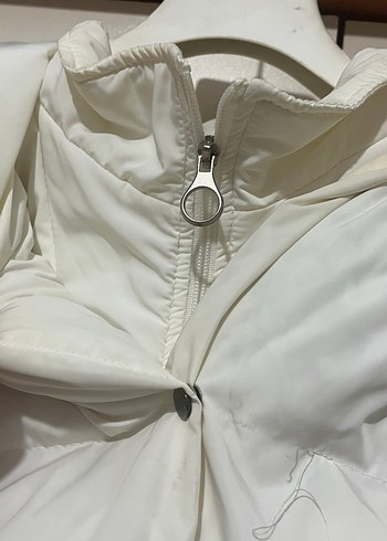 Düğmeli Beyaz Kadın Kışlık Mont - Görsel 4