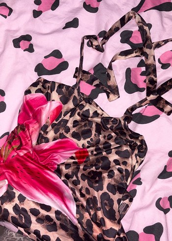 leoparlı crop - Görsel 3