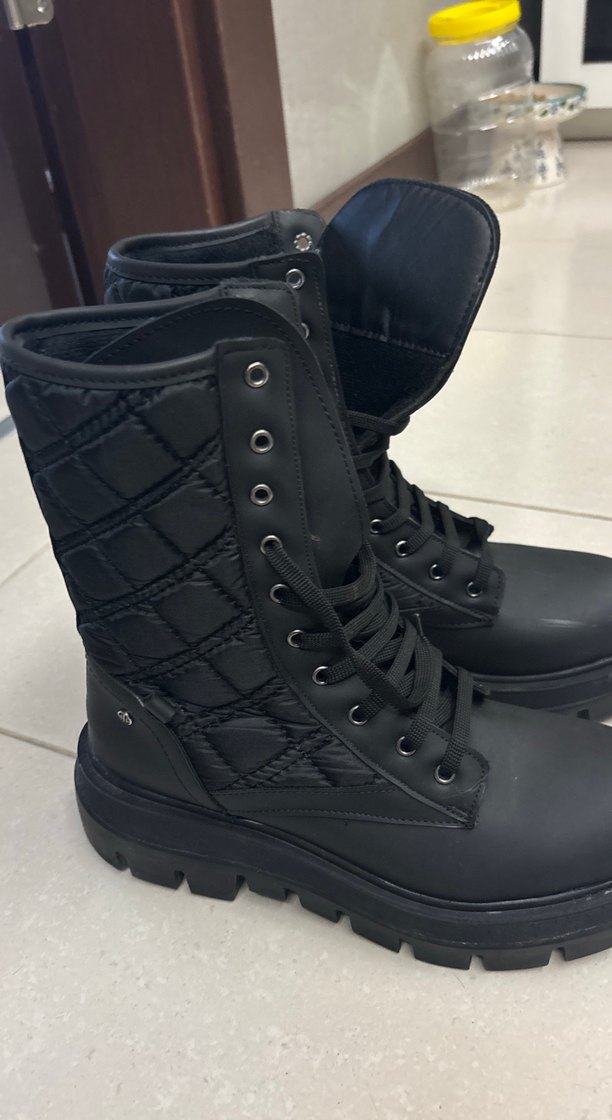 Elle postal tarzı kapitone ayrıntılı postal bot - Görsel 2