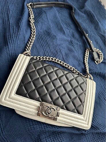 chanel askılı çanta deri