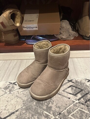 ugg 38 numara