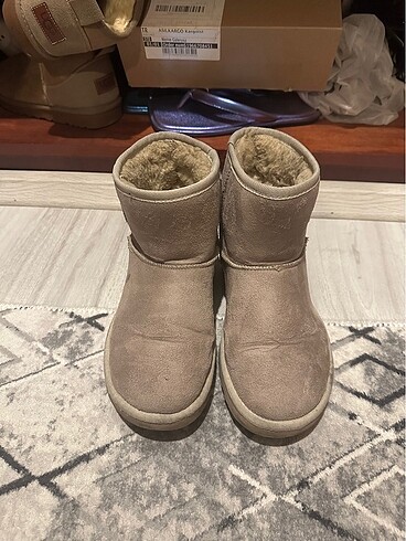 38 Beden camel Renk ugg 38 numara