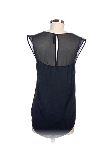 m Beden Bershka Bluz %70 İndirimli.