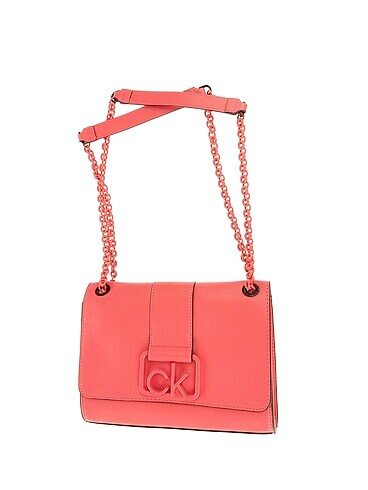 Calvin Klein Kol Çantası %70 İndirimli.