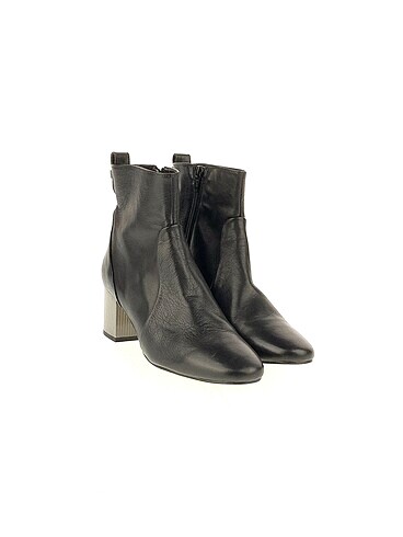 Carvela Carvela Bot %70 İndirimli.