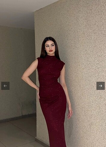Drapeli bordo simli elbise