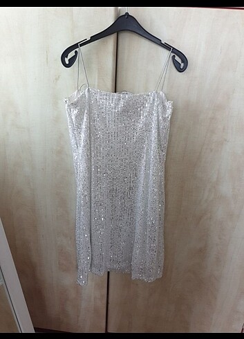 Gümüş pullu payetli elbise - Görsel 2