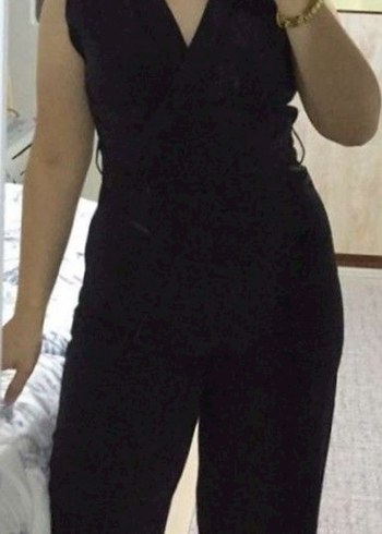 Siyah V Yaka Kadın Tulum - Görsel 2