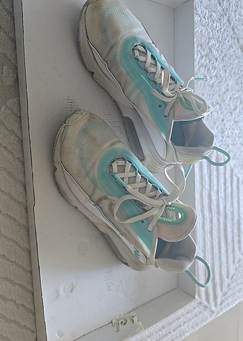 Nike Turkuaz Bağcıklı Kadın Spor Ayakkabı