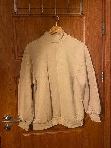 Bershka Sweatshirt