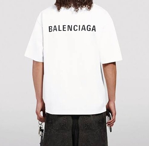 Balenciaga tişört