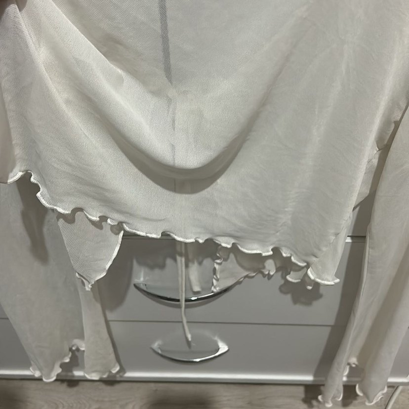 Beyaz Bağcıklı İnce Bluz - Görsel 4