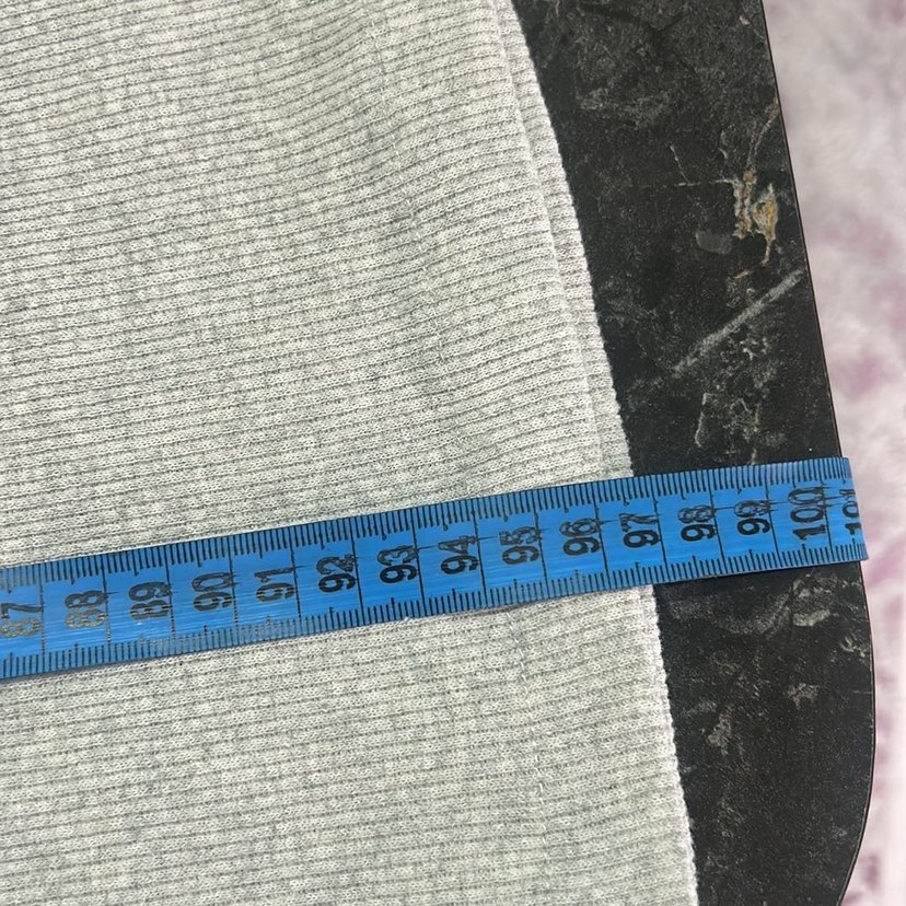 Pantolon tarzı gri eşofman - Görsel 2