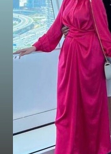 Belden baglamalı elbise