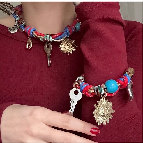 Diğer Zara model bileklik