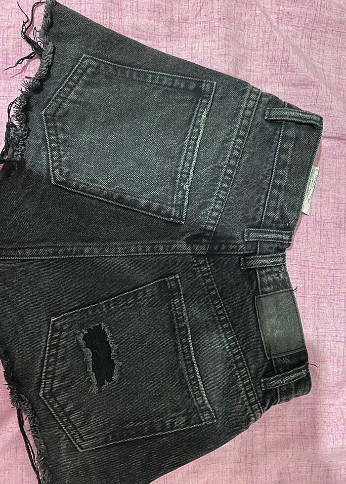 Pul and bear şort - Görsel 3