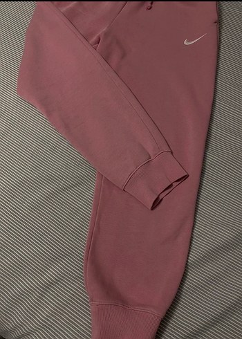 Nike Kadın Pembe Bol Kesim Eşofman Altı orijinal - Görsel 3