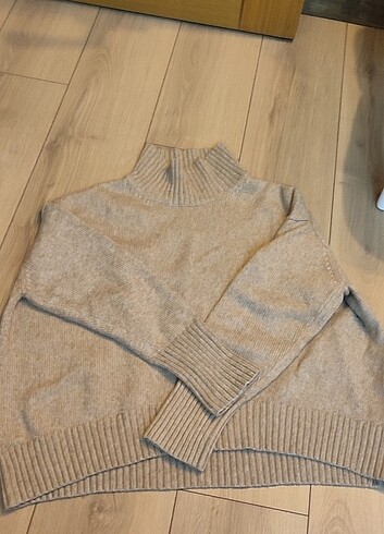 m Beden ten rengi Renk H&M boğazlı kazak