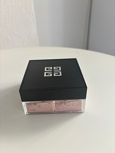 Beden Renk Givenchy Prisme Libre Pudra Eski formül No:2